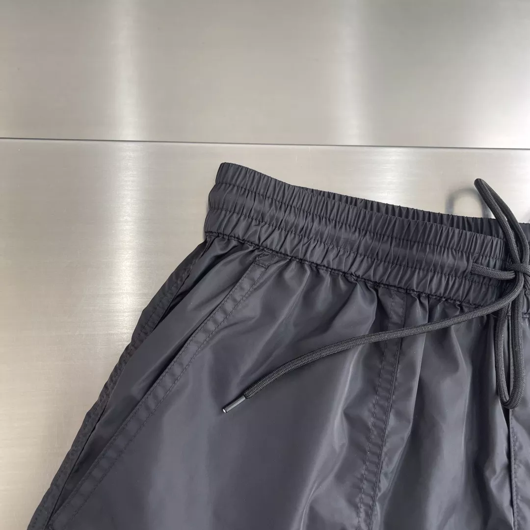 프라다 나일론 멀티포켓 카고 반바지 상세 이미지 23
