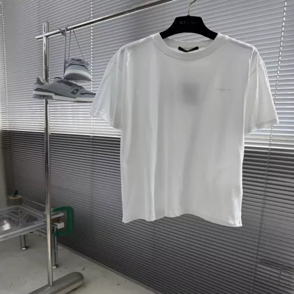 루이비통 자수 포인트 코튼 라운드넥 반팔