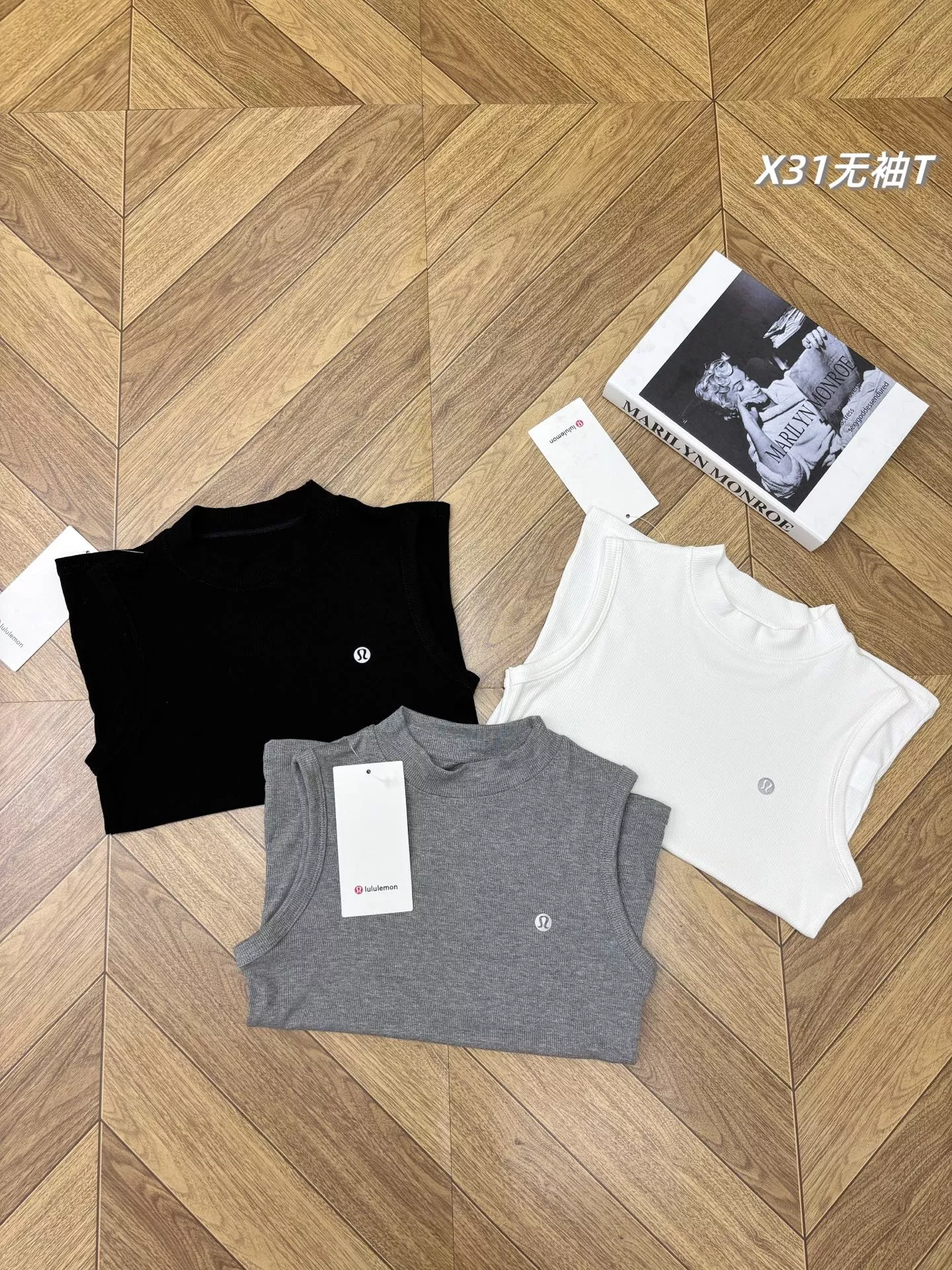 룰루레몬 여성 슬림핏 라운드넥 민소매 탑 상세 이미지 12