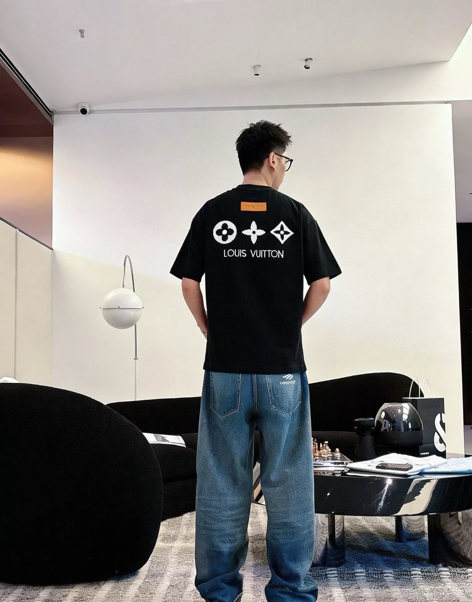 루이비통 백 플라워 자수 반소매 탑 상세 이미지 12