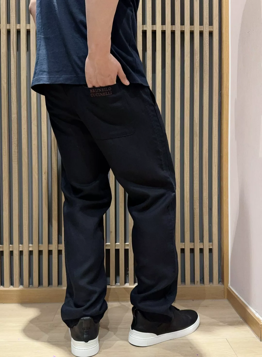 브루넬로쿠치넬리 라이오셀 린넨 혼방 드로스트링 팬츠 상세 이미지 25