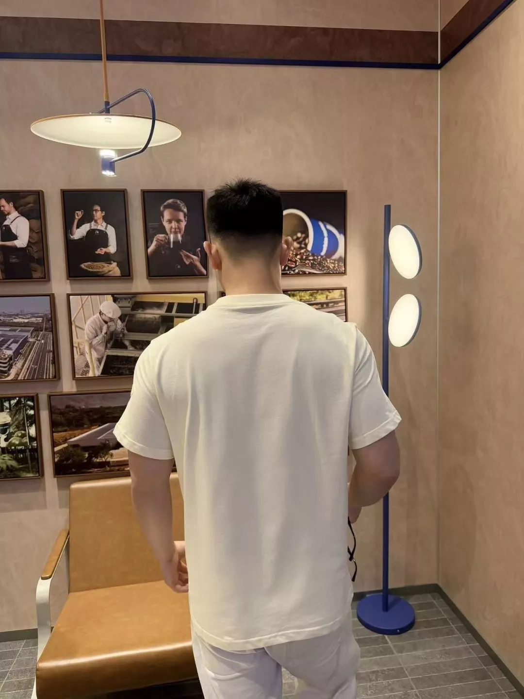 몽클레어 손글씨 자수 반소매 티셔츠 상세 이미지 23