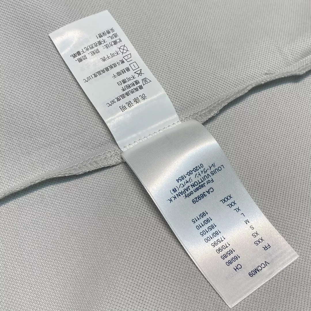 루이비통 대비 로고 자수 반소매 폴로 상세 이미지 18