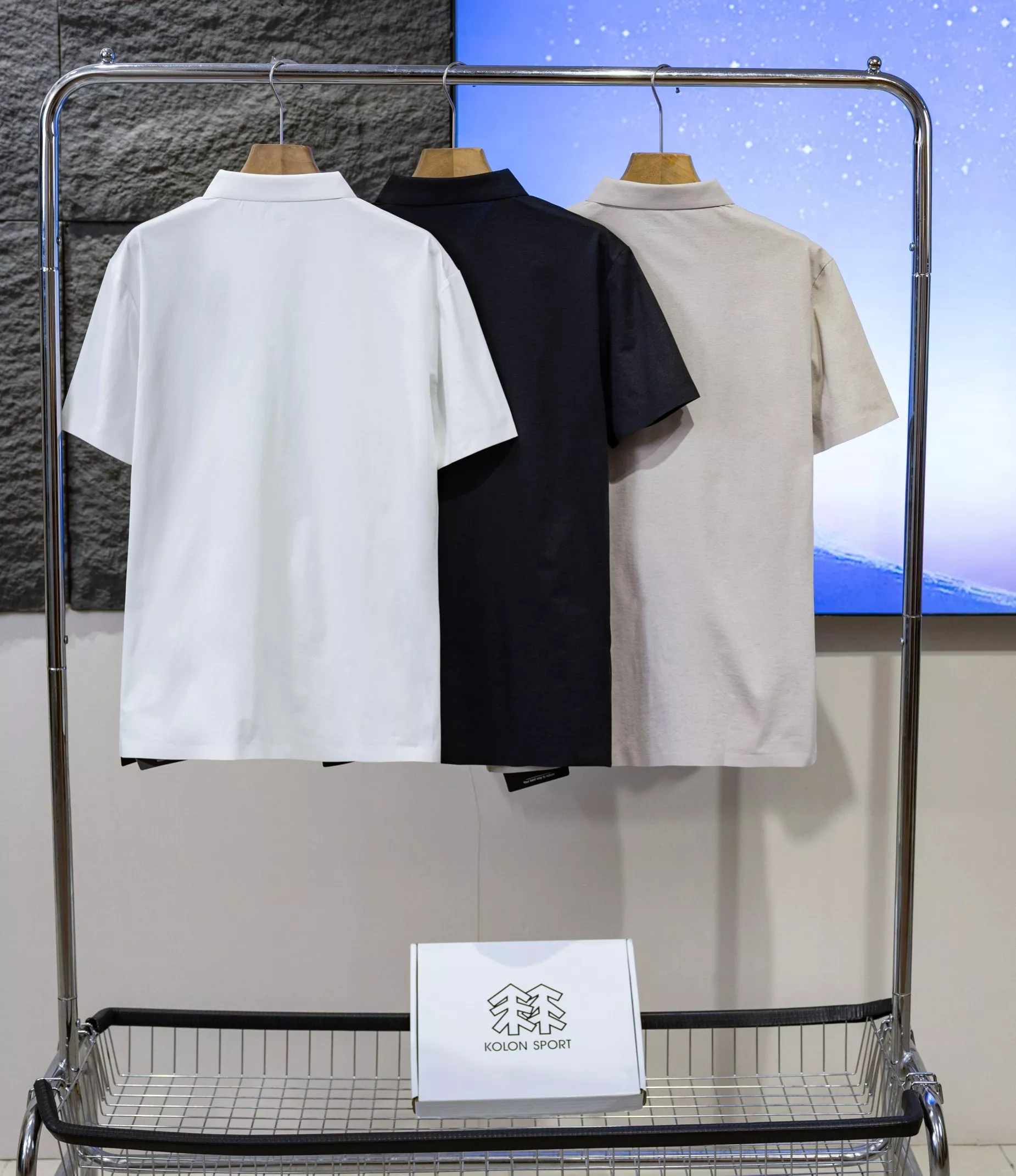 코오롱스포츠 자수 로고 반소매 폴로 상의 상세 이미지 5