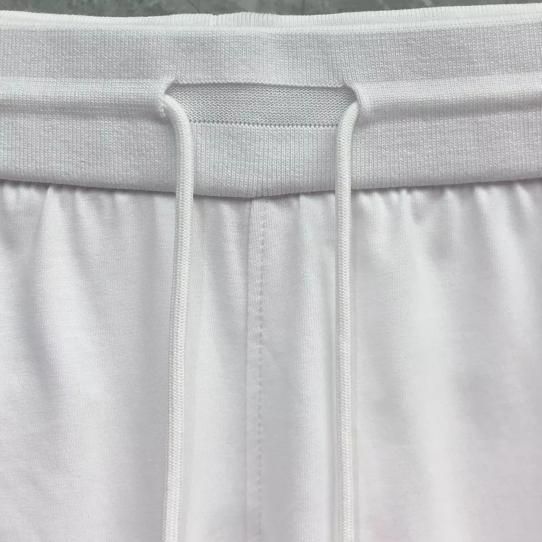 body_5bcae875bdea9220.webp
