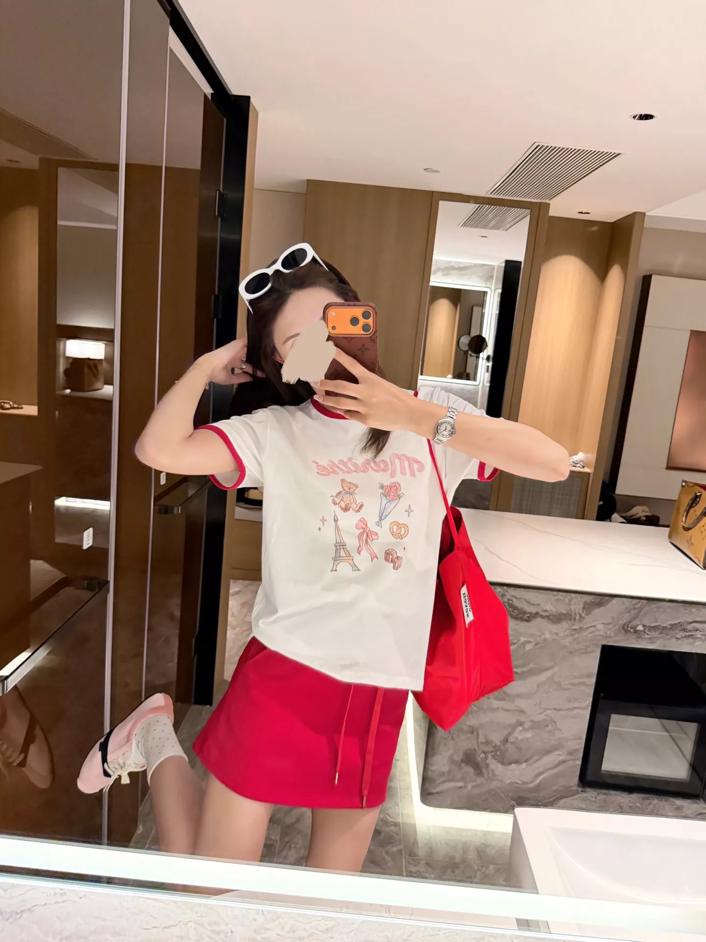 마리떼프랑소와저버 배색 넥 프린트 크롭 티셔츠 상세 이미지 69
