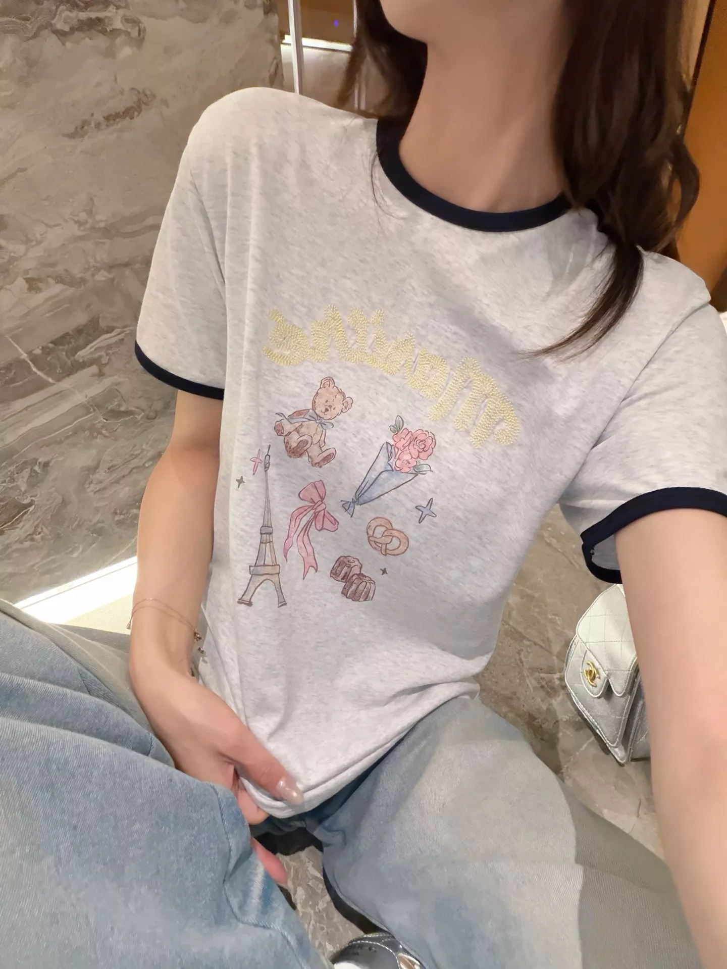 마리떼프랑소와저버 배색 넥 프린트 크롭 티셔츠 상세 이미지 61