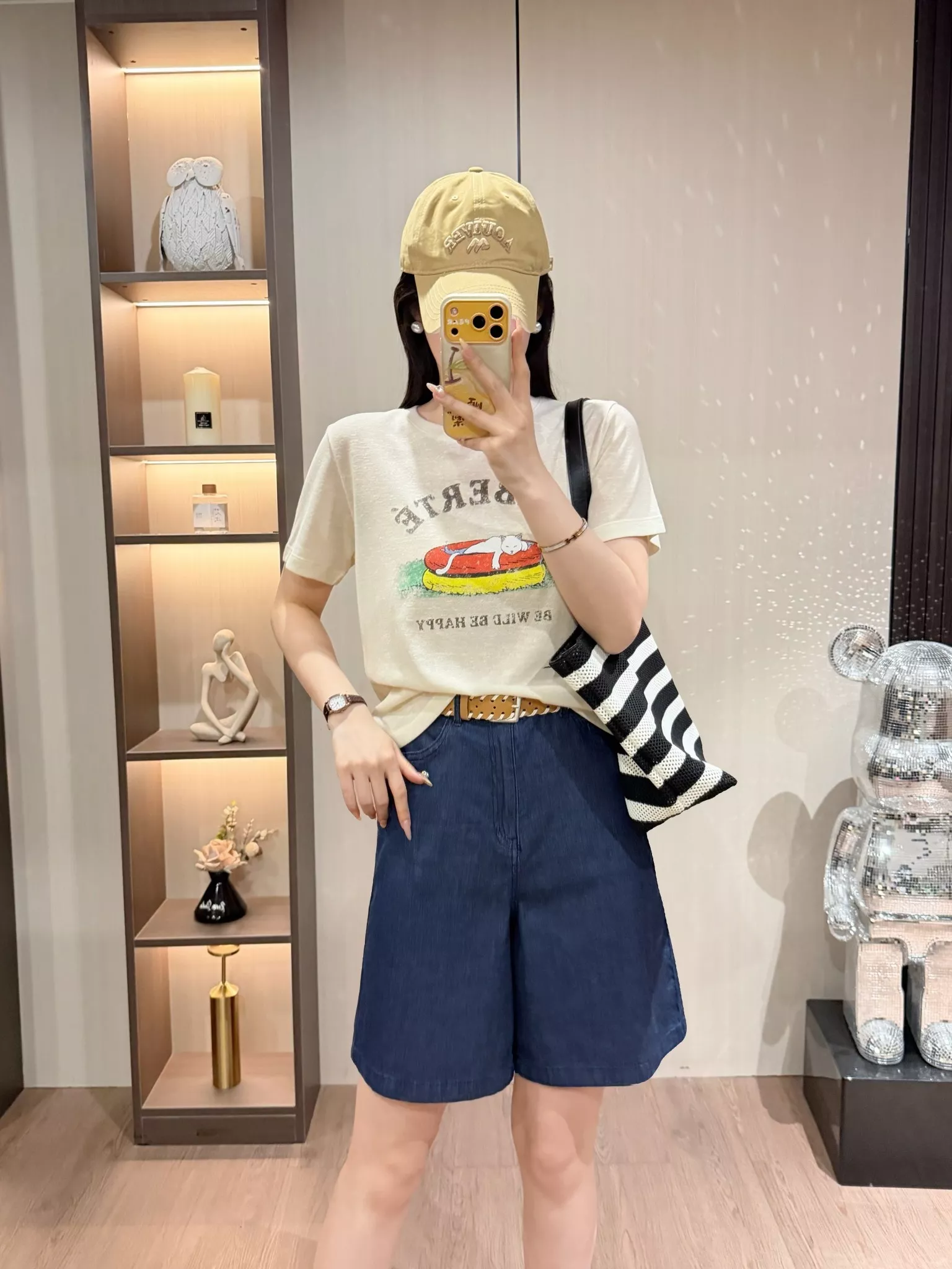 body_e6cac5df58db5e0f.webp