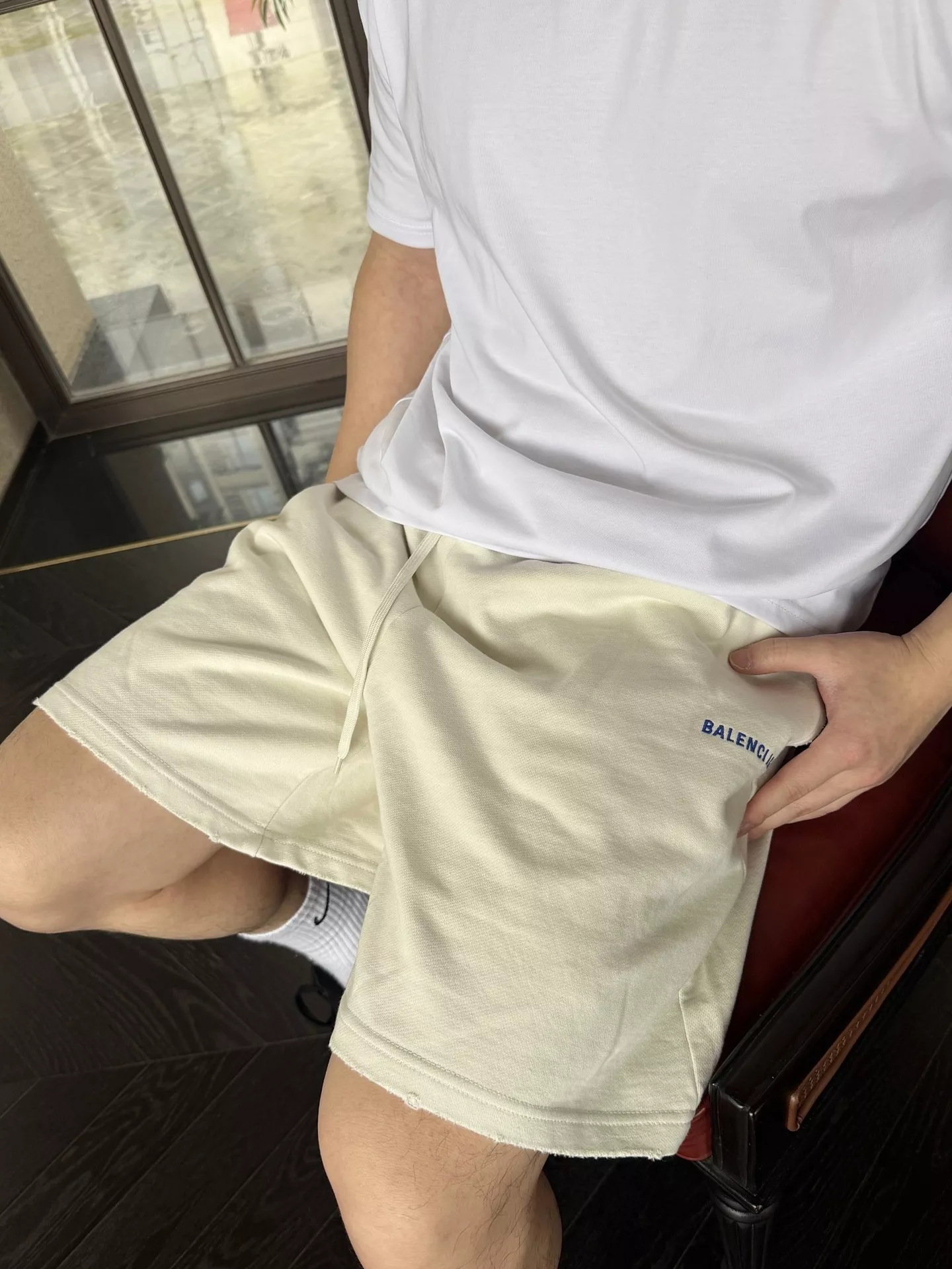 발렌시아가 빈티지 자수 캐주얼 쇼츠 상세 이미지 9