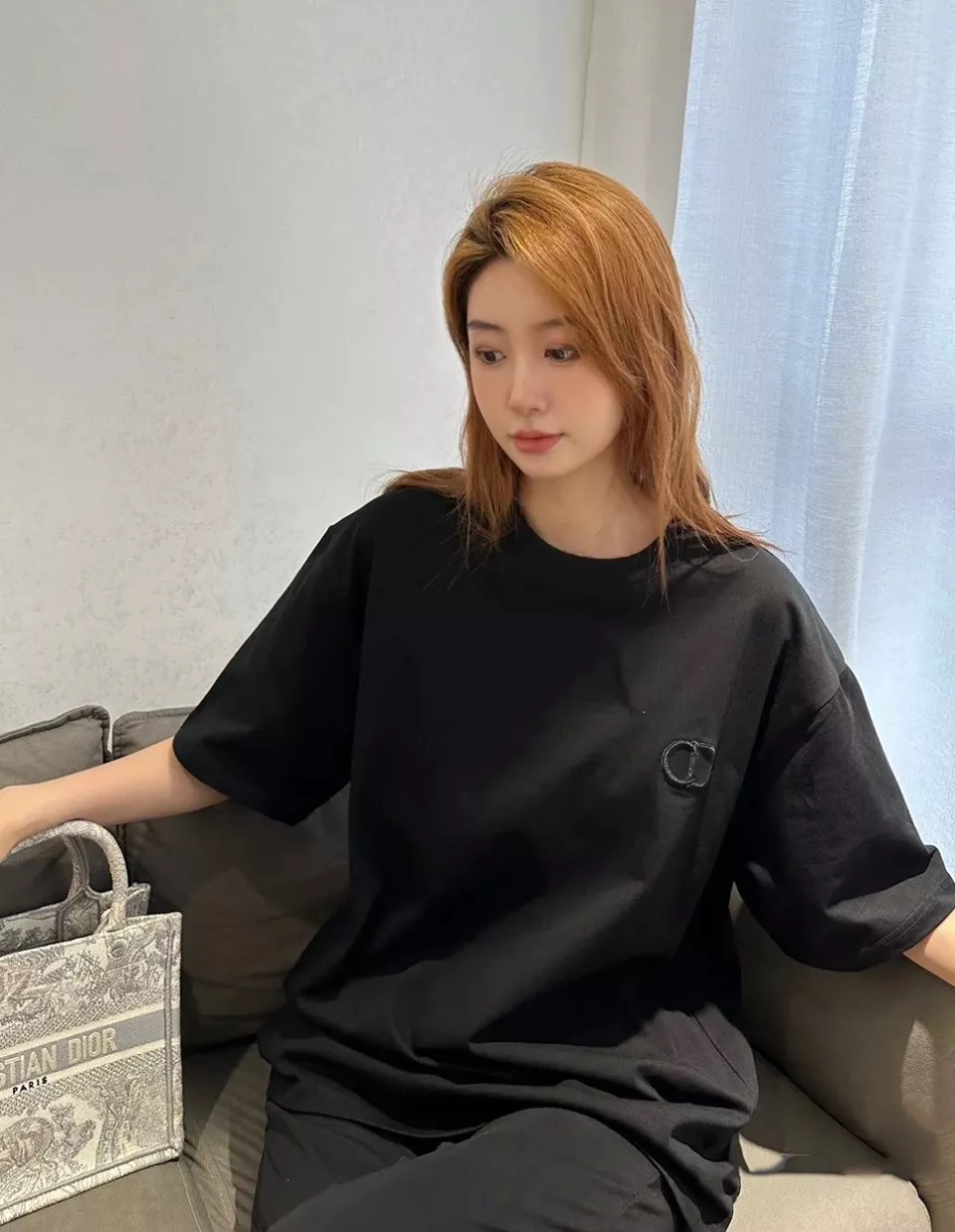 디올 CD 자수 루즈핏 코튼 티셔츠 상세 이미지 15