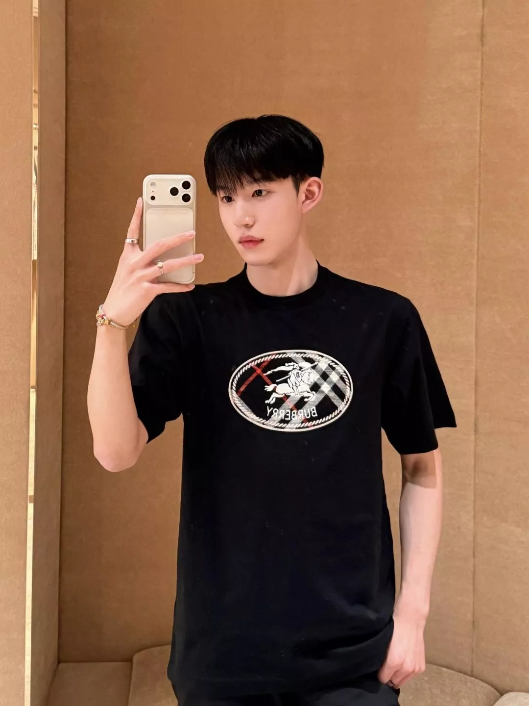 버버리 체크 기사 자수 원형넥 반팔 탑 상세 이미지 12