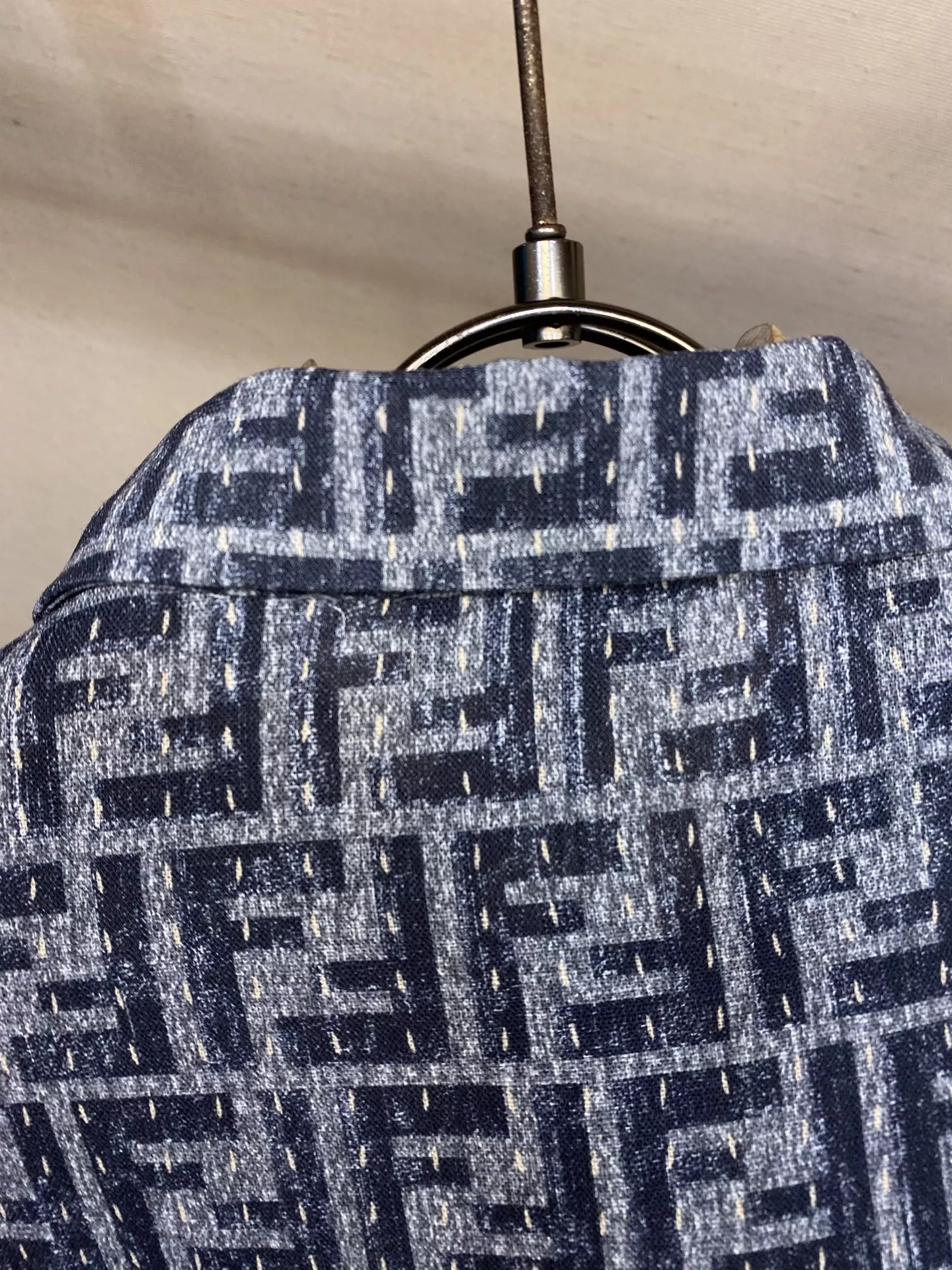 펜디 블루 FF 패턴 반소매 셔츠 상세 이미지 8