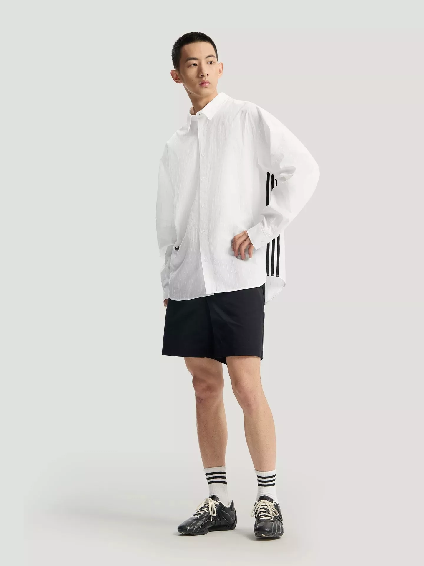 아디다스 오리지널스 리파인드 럭스 루즈핏 셔츠 상세 이미지 20