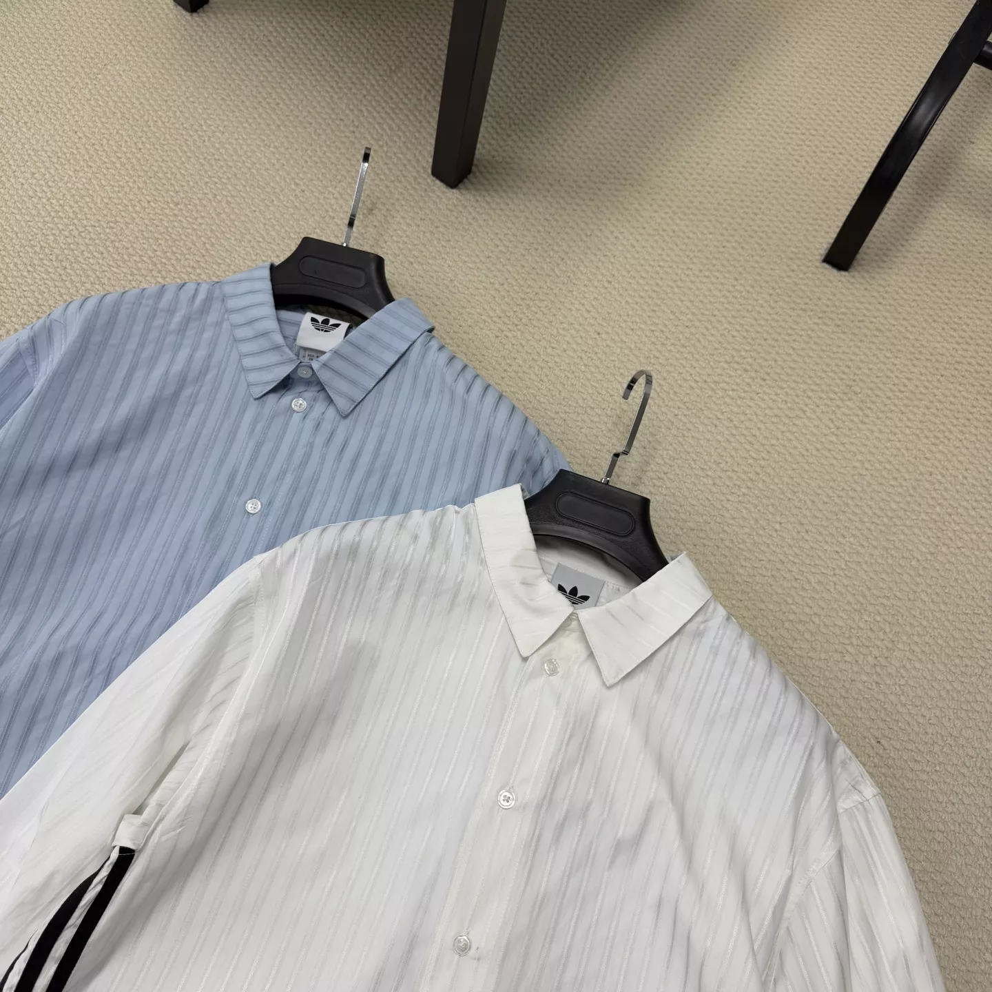 아디다스 오리지널스 리파인드 럭스 루즈핏 셔츠 상세 이미지 9