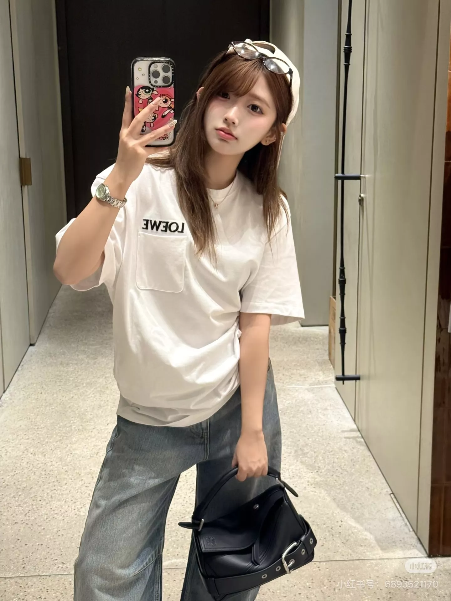 로에베 포켓 레터 자수 티셔츠 상세 이미지 17