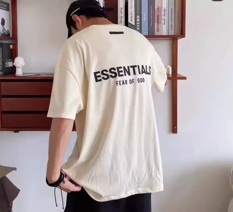 피어오브갓 에센셜 실리콘 레터링 반소매 티셔츠 상세 이미지 12