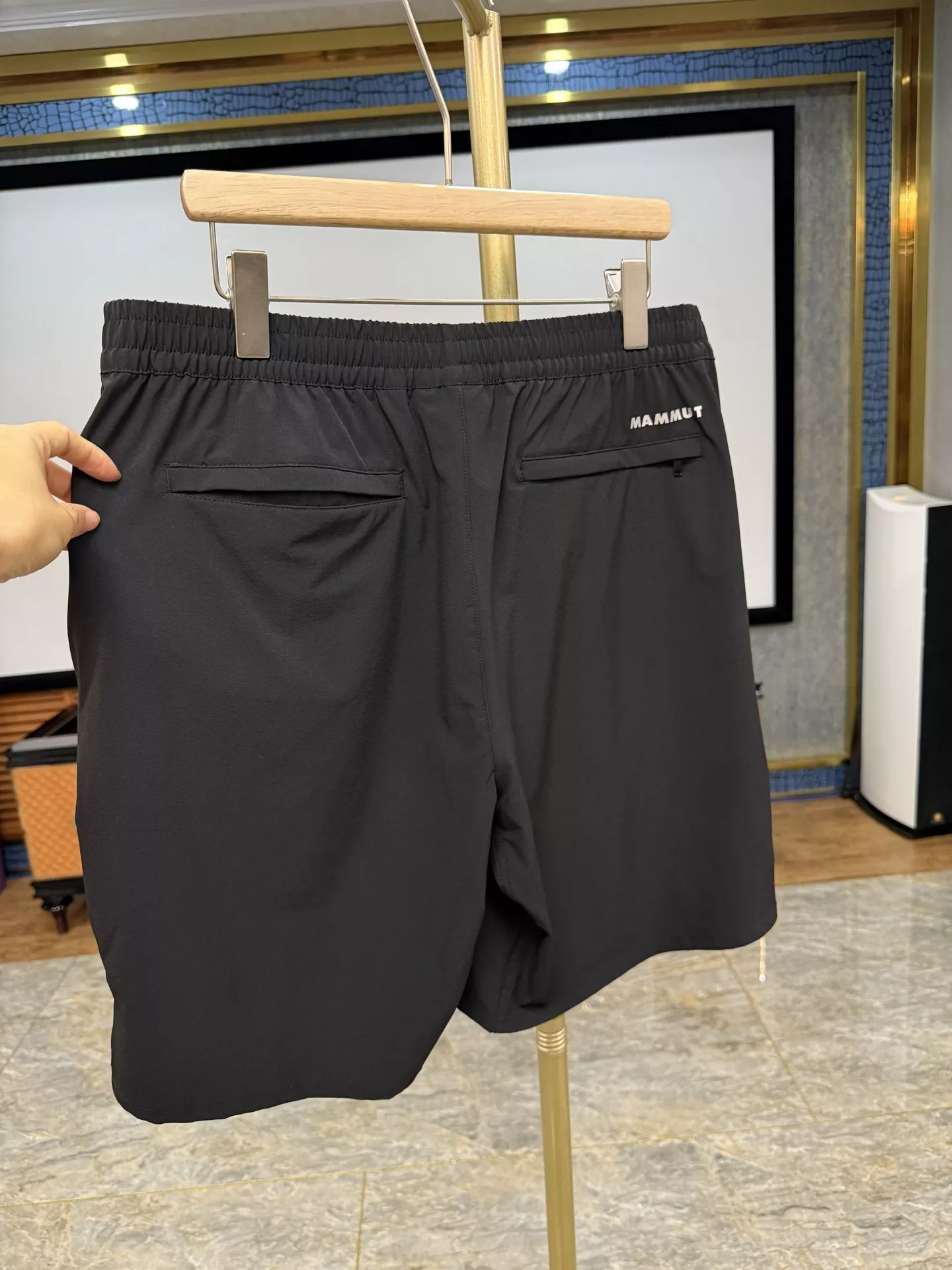 마무트 아웃도어 기능성 밴딩 반바지 상세 이미지 21