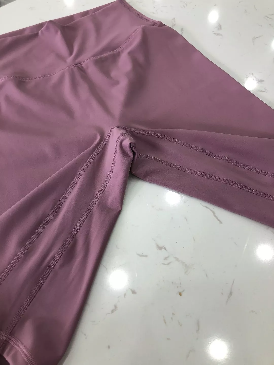 룰루레몬 하이라이즈 요가 5부 팬츠 상세 이미지 8