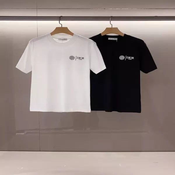 디올 스톤아일랜드 콜라보 로고 프린트 반팔 상의