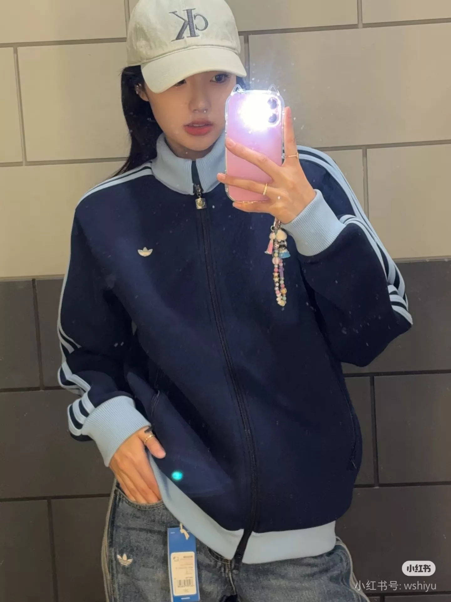 아디다스 삼선 메탈 로고 스탠드넥 아우터 상세 이미지 16
