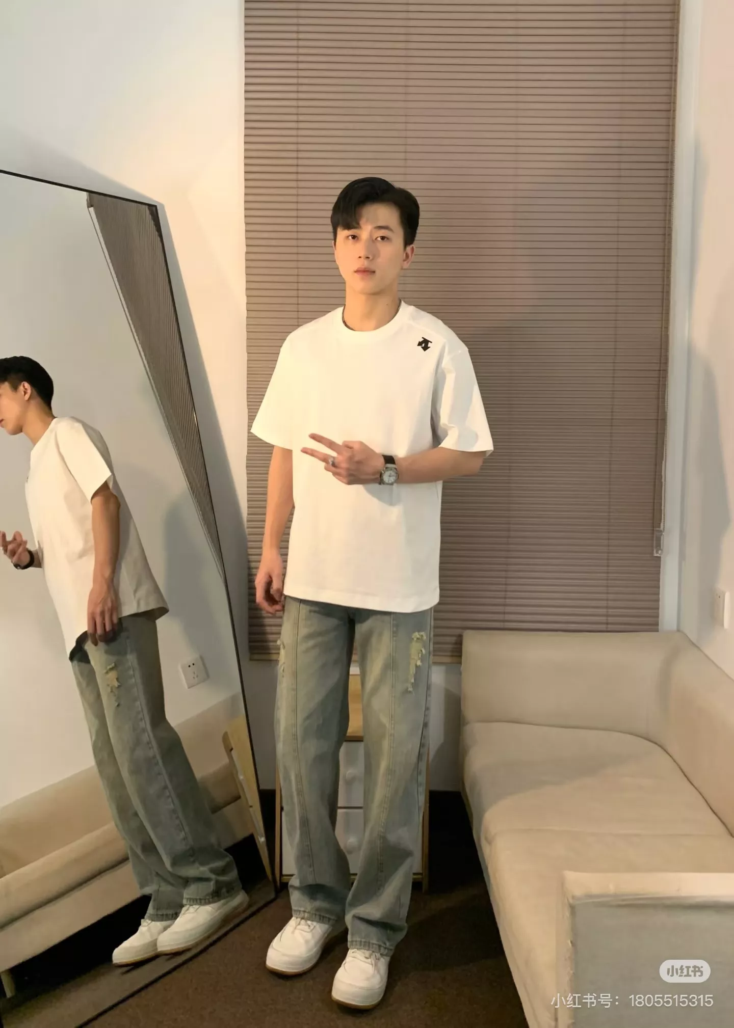 데상트 로고 포인트 오버사이즈 반팔 상의 상세 이미지 22