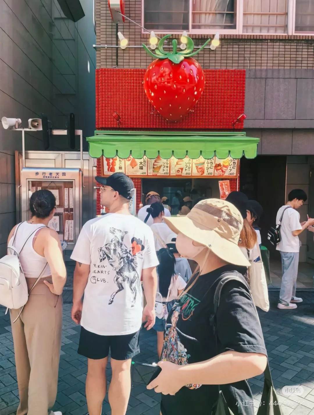 칼하트 하트 그래픽 로고 반팔 티셔츠 상세 이미지 23