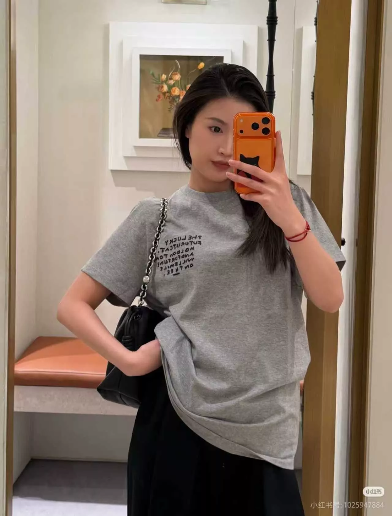 로에베 루이스 웨인 협업 고양이 자수 반팔 상의 상세 이미지 24