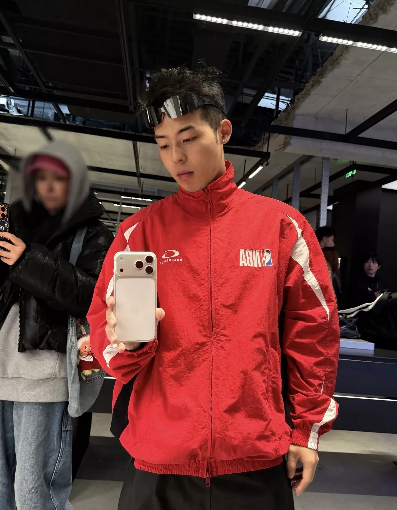 발렌시아가 NBA 협업 10번 스포츠 재킷 상세 이미지 32