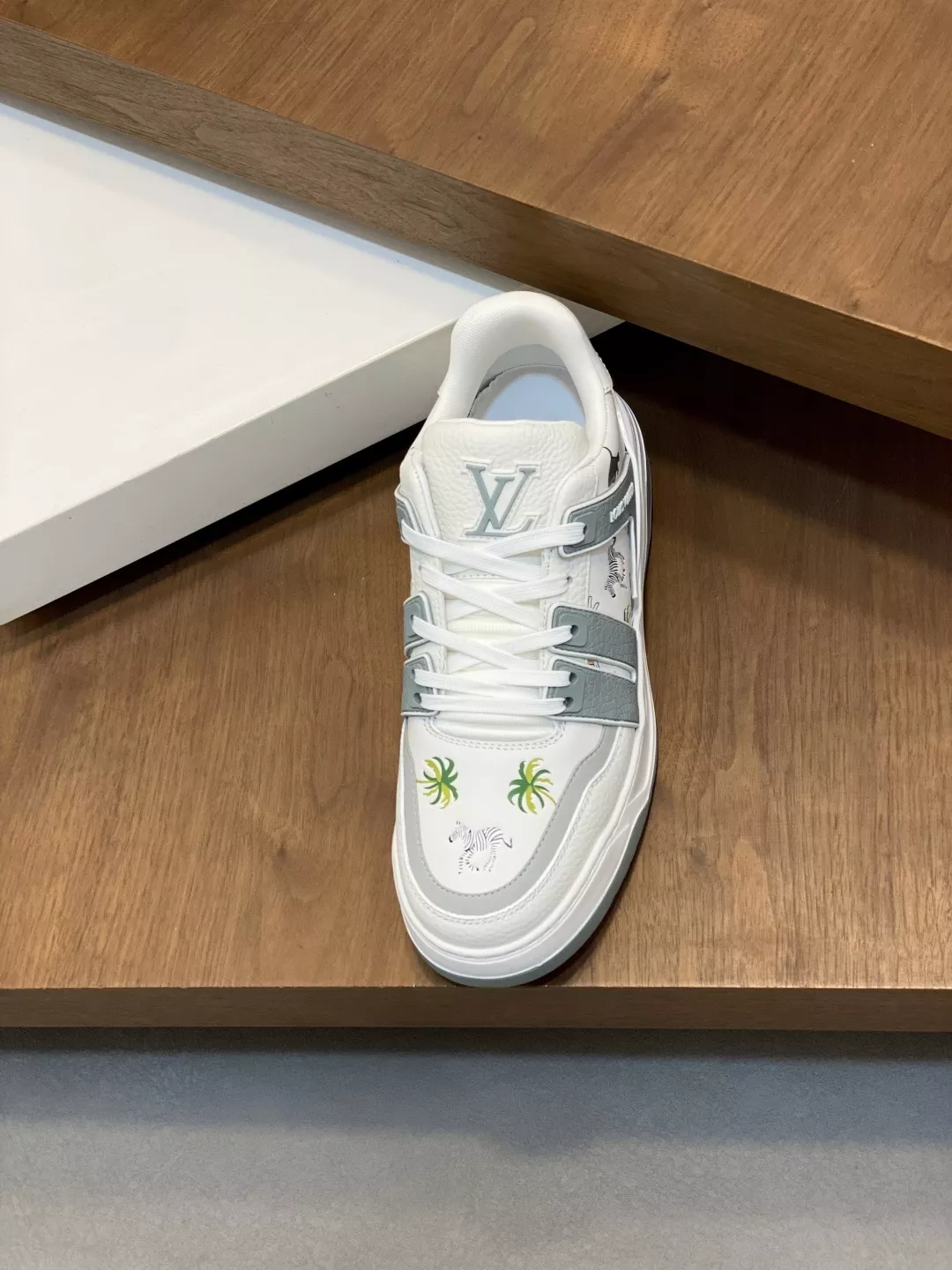 루이비통 트레이너 스니커 로우 운동화 상세 이미지 6