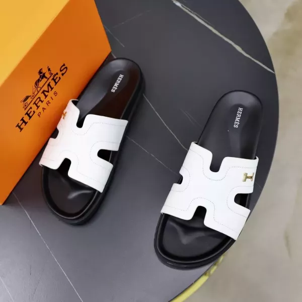 에르메스 H 컷아웃 오픈토 슬라이드