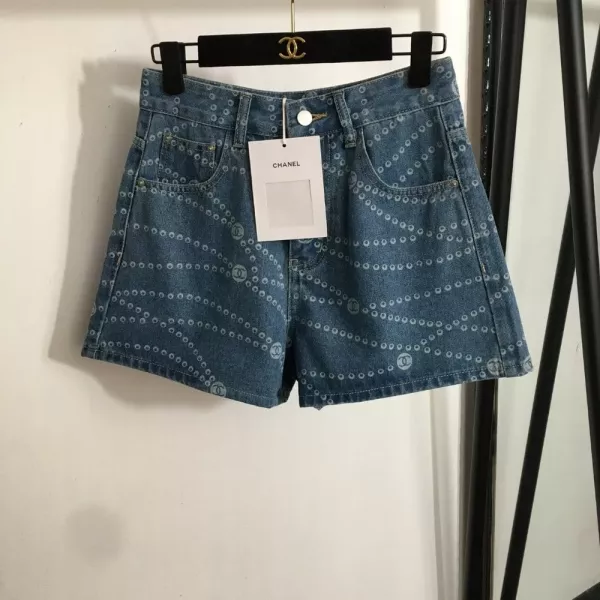 샤넬 로고 도트 프린트 데님 쇼츠