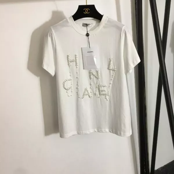 샤넬 진주 장식 레터링 라운드 반팔 탑