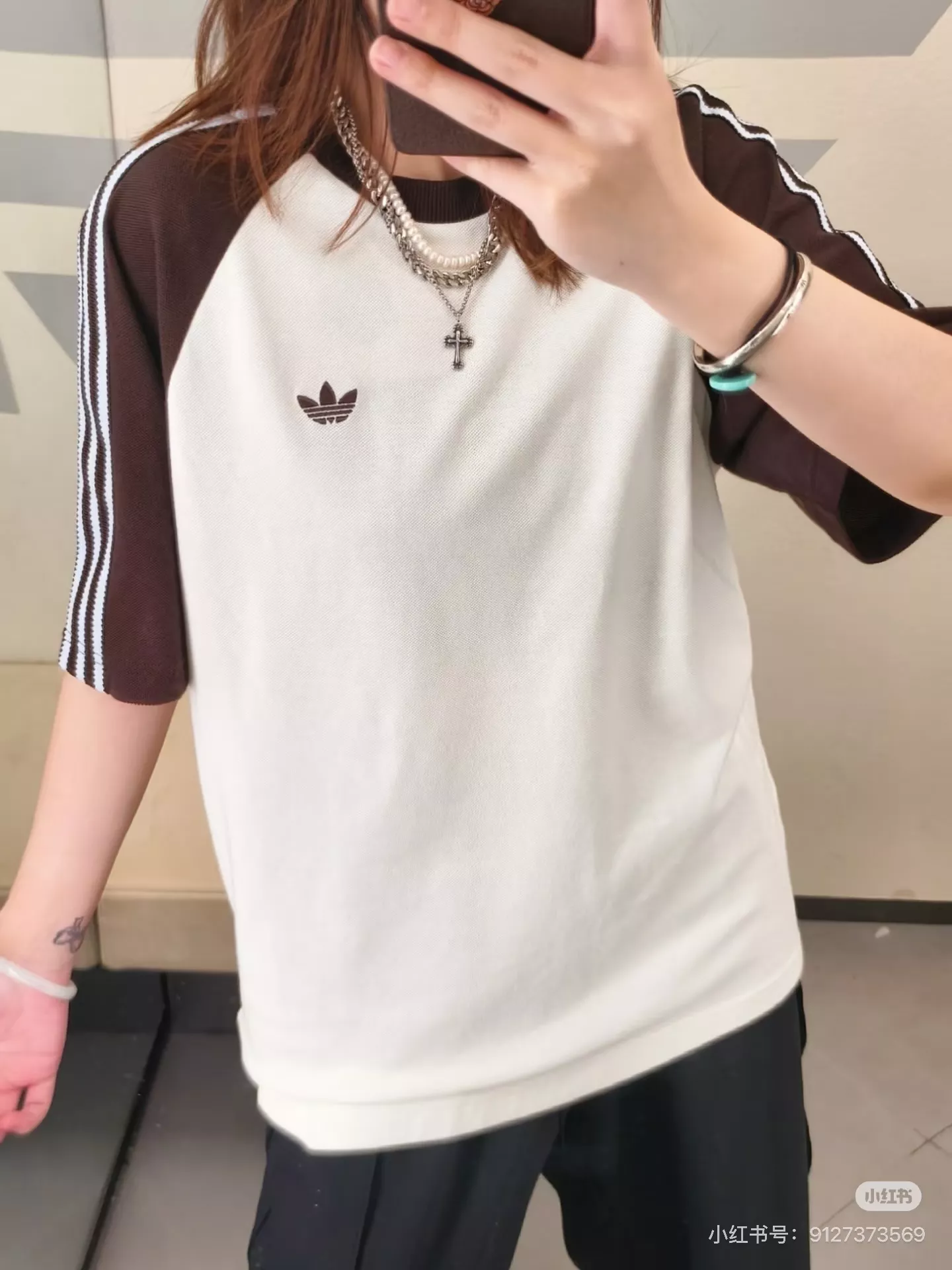 아디다스 클래식 라글란 배색 반팔 상의 상세 이미지 12