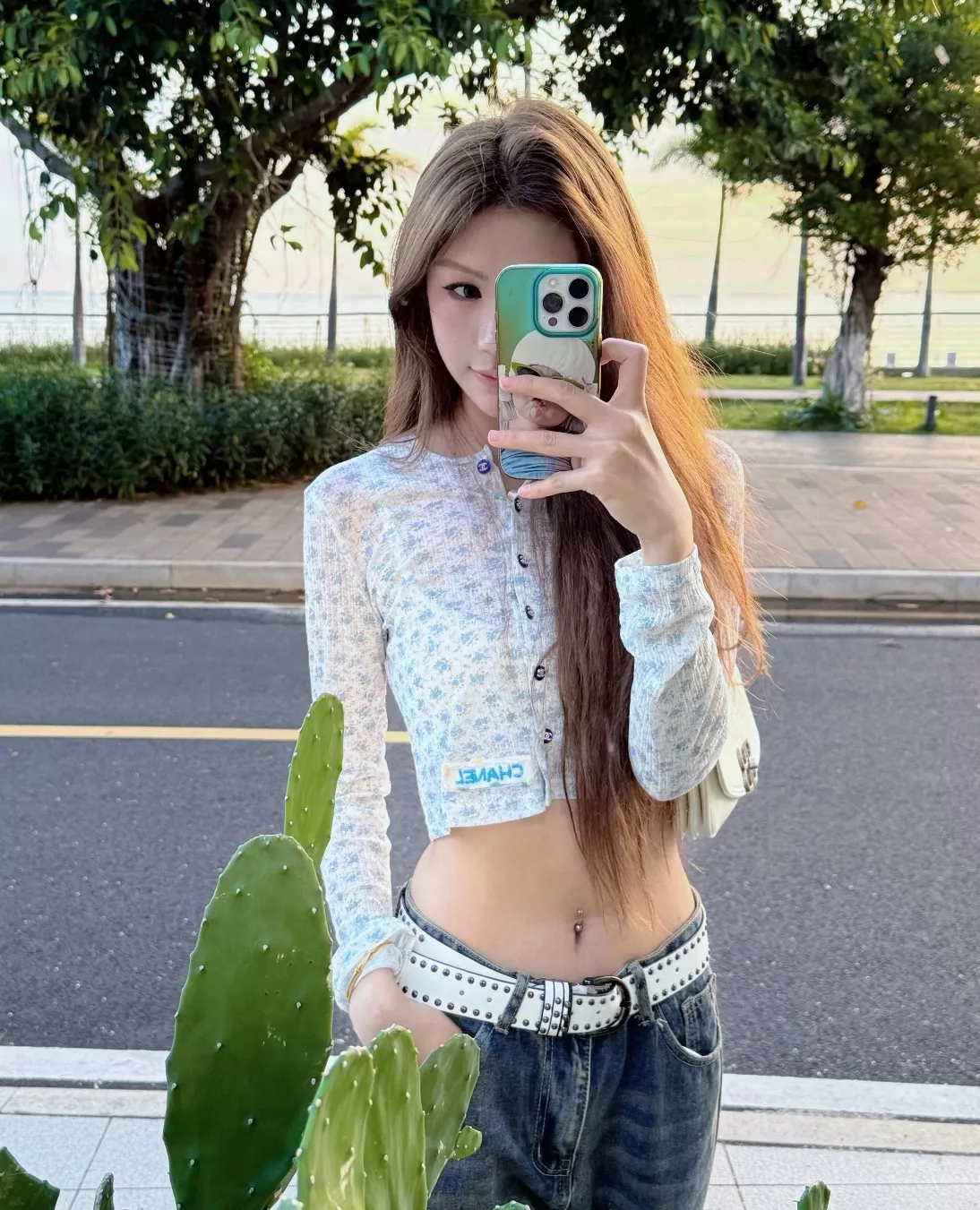 샤넬 빈티지 무드 블루 플라워 경량 가디건 상세 이미지 9