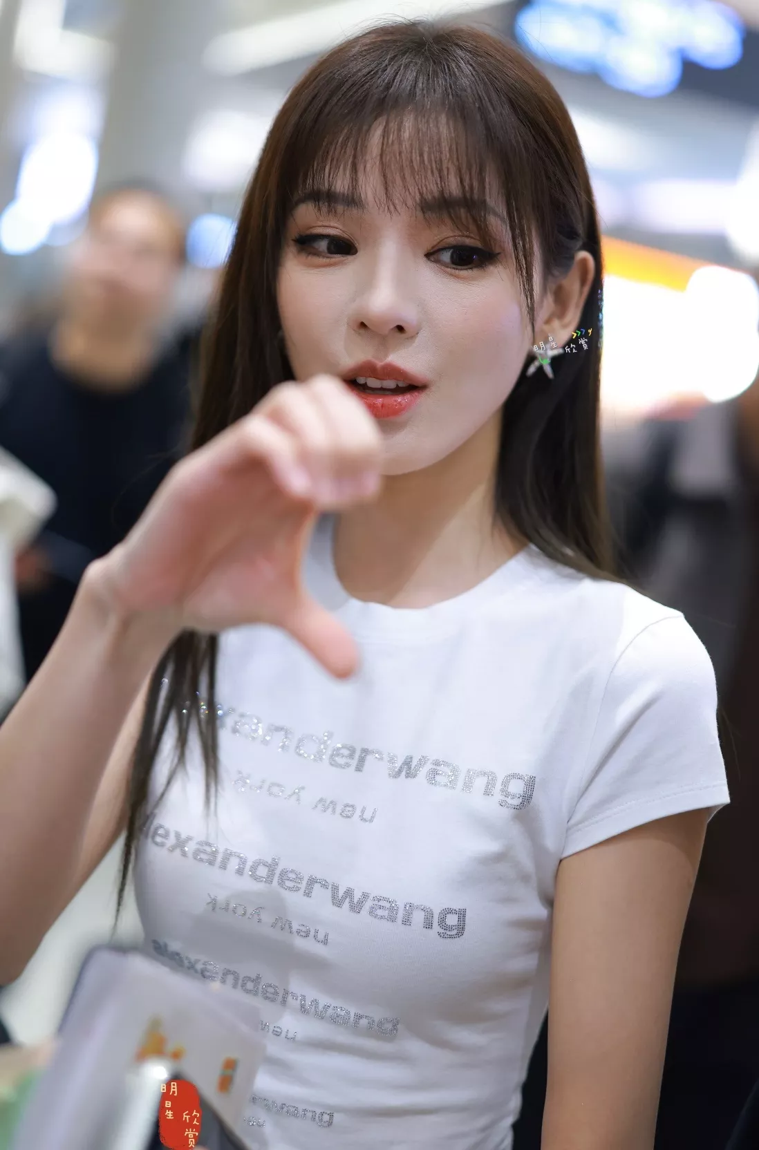 알렉산더왕 라인스톤 로고 크롭 반팔 티 상세 이미지 30