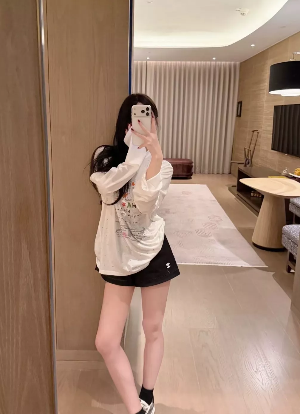 샤넬 컬러 드로잉 큐빅 포인트 선케어 상의 상세 이미지 20