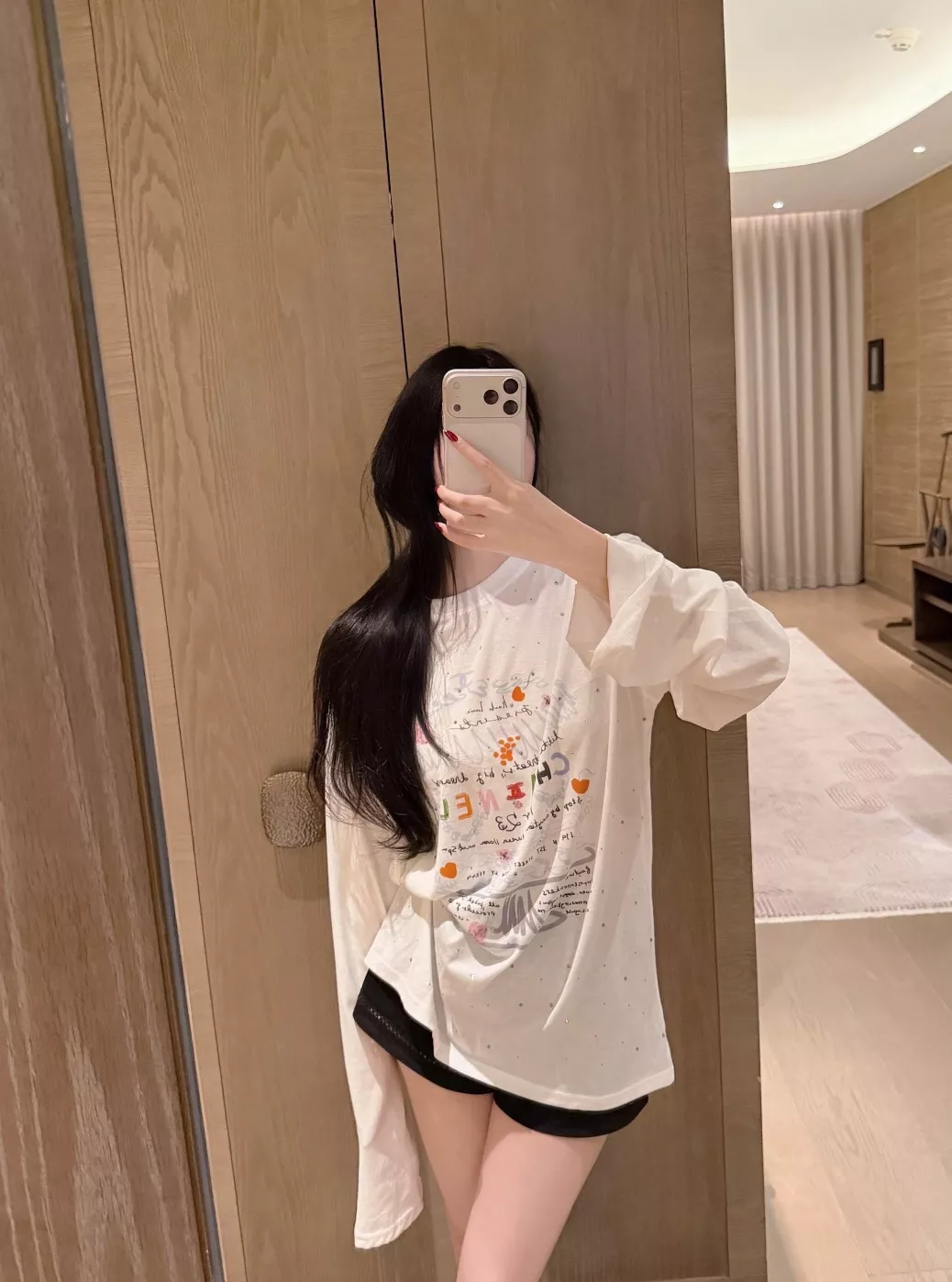 샤넬 컬러 드로잉 큐빅 포인트 선케어 상의 상세 이미지 19