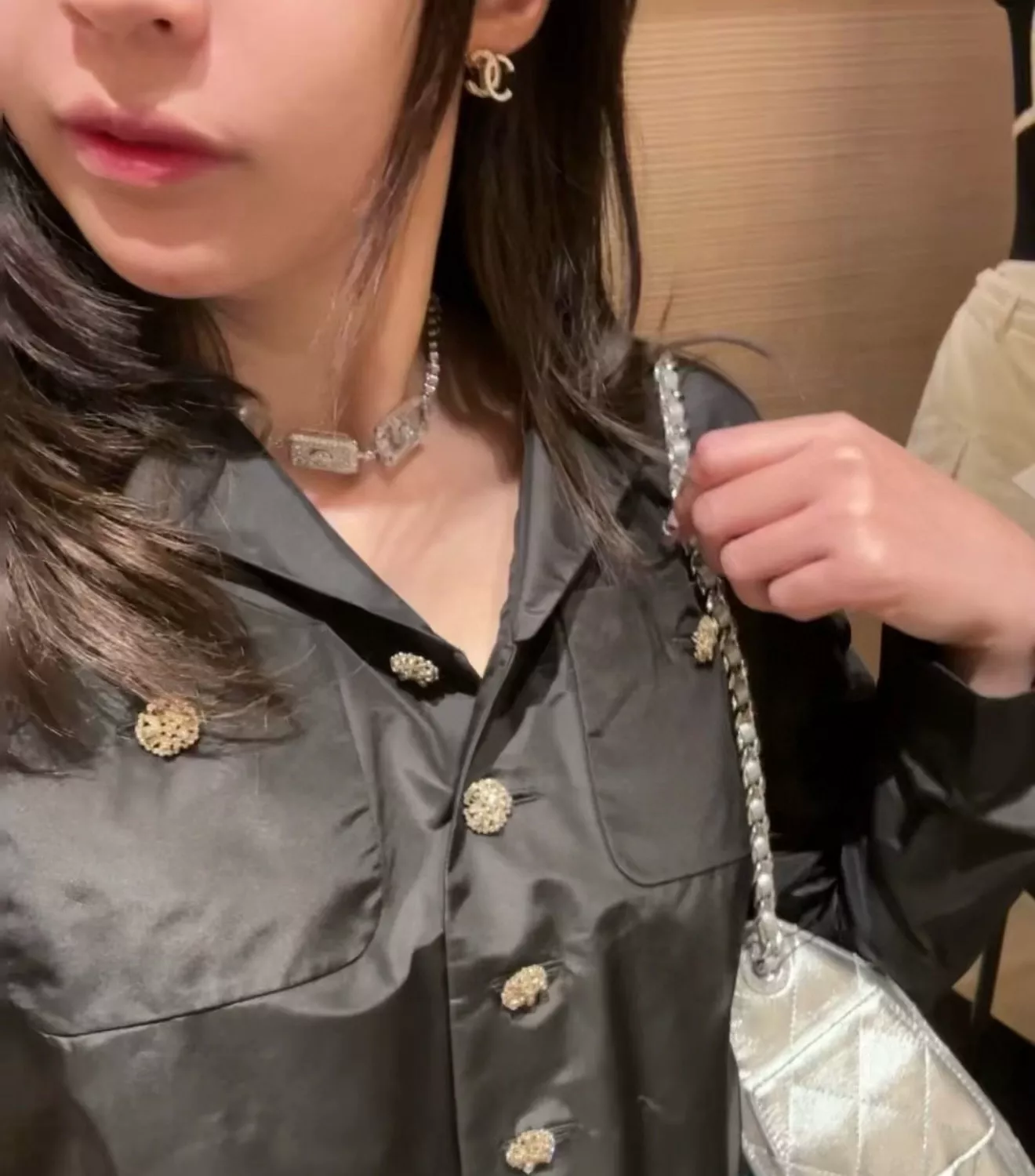 샤넬 블랙 화이트 씨씨 이어링 상세 이미지 10