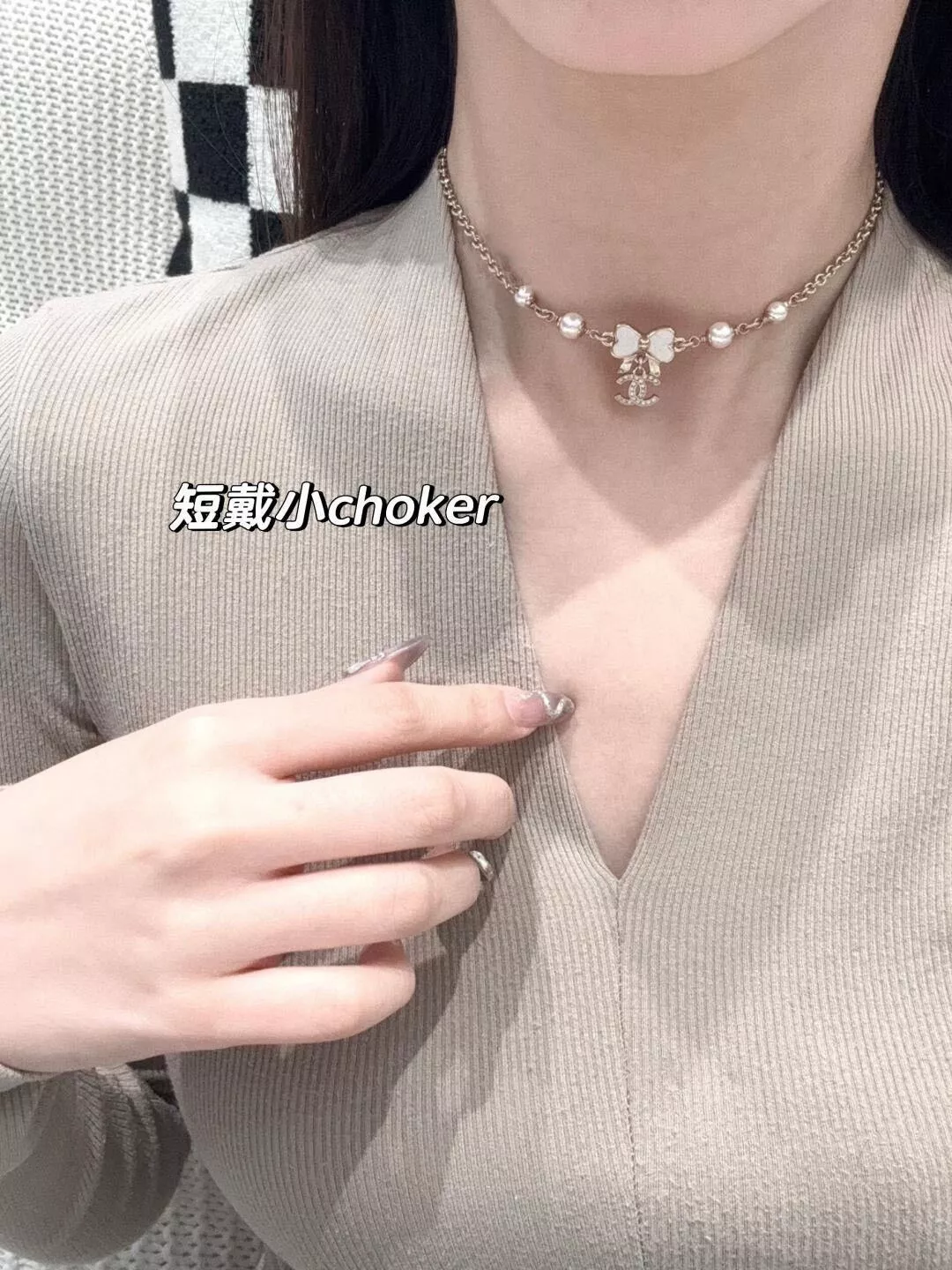 샤넬 진주 리본 장식 체인 네크리스 상세 이미지 19