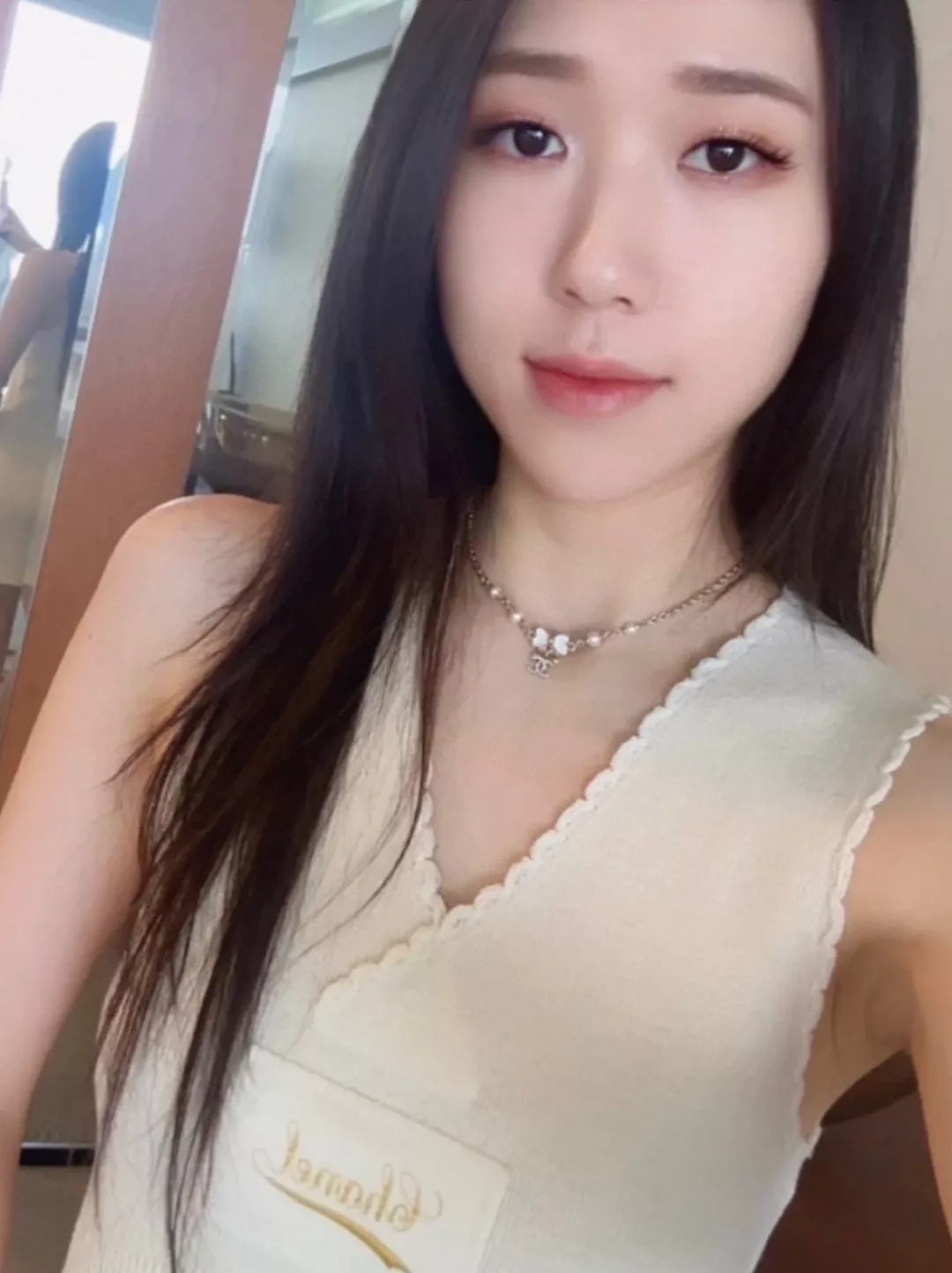샤넬 진주 리본 장식 체인 네크리스 상세 이미지 10