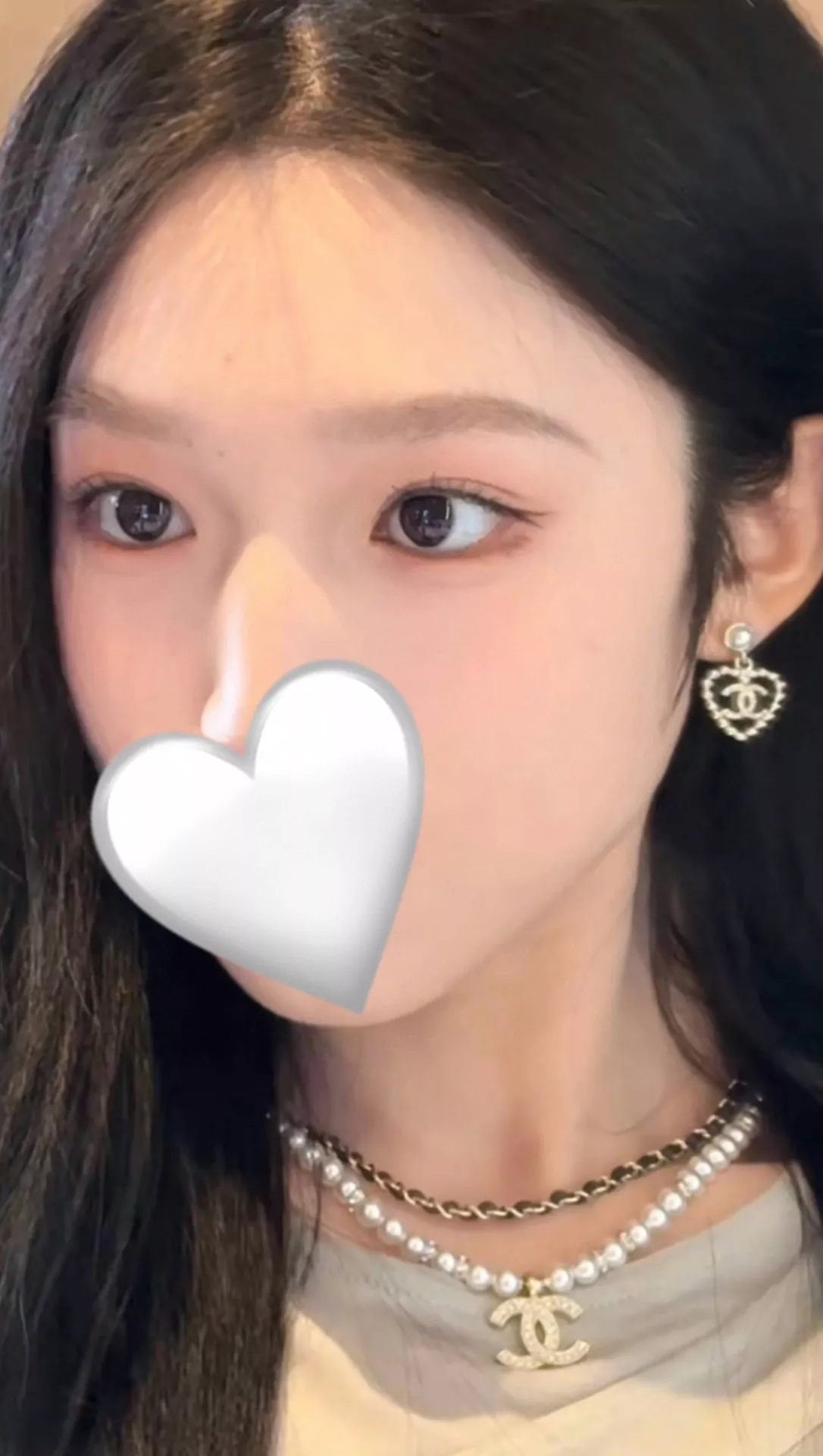 샤넬 하트 모티브 드롭 이어링 상세 이미지 7