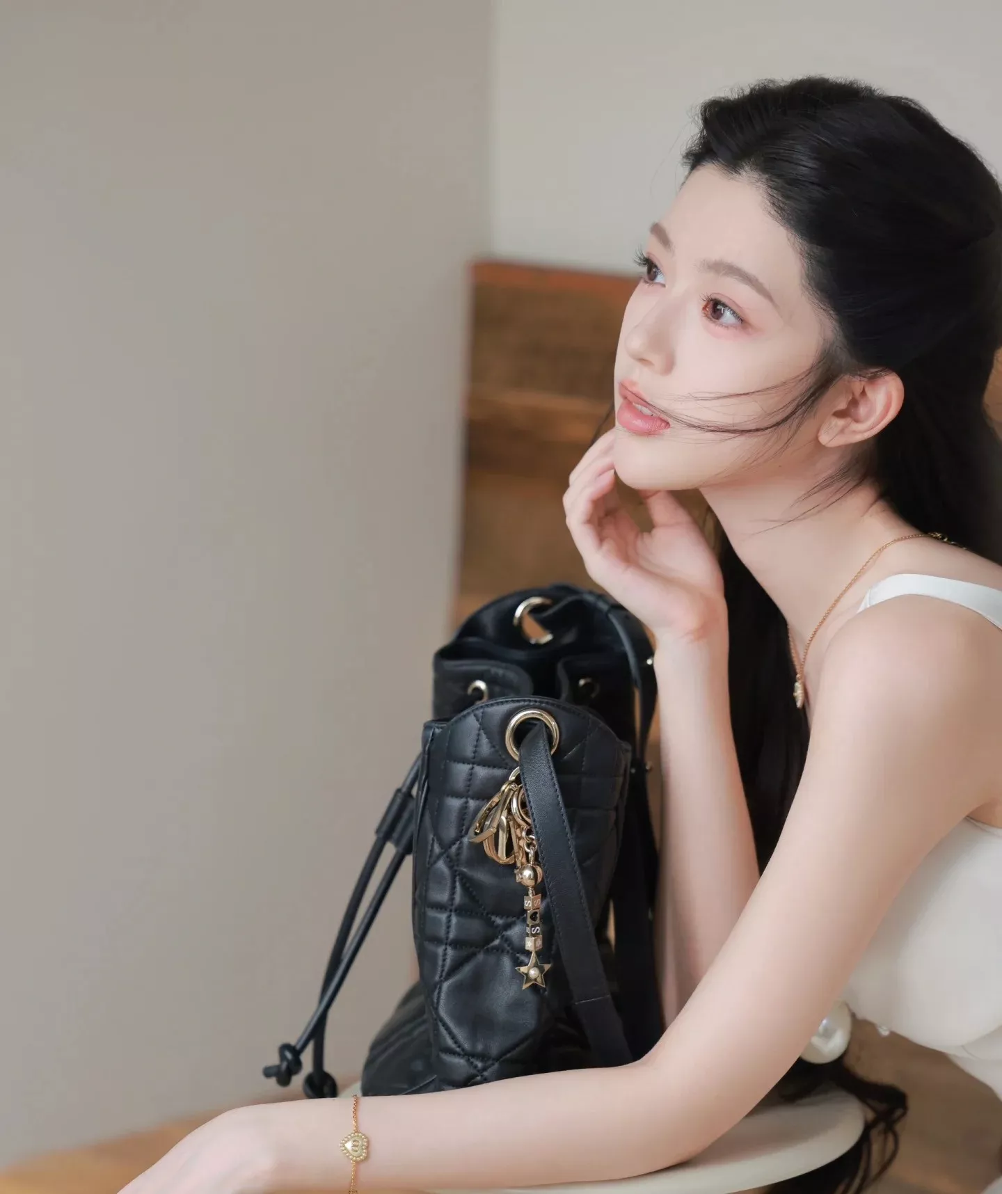 디올 하트 포인트 비즈 브레이슬릿 상세 이미지 11