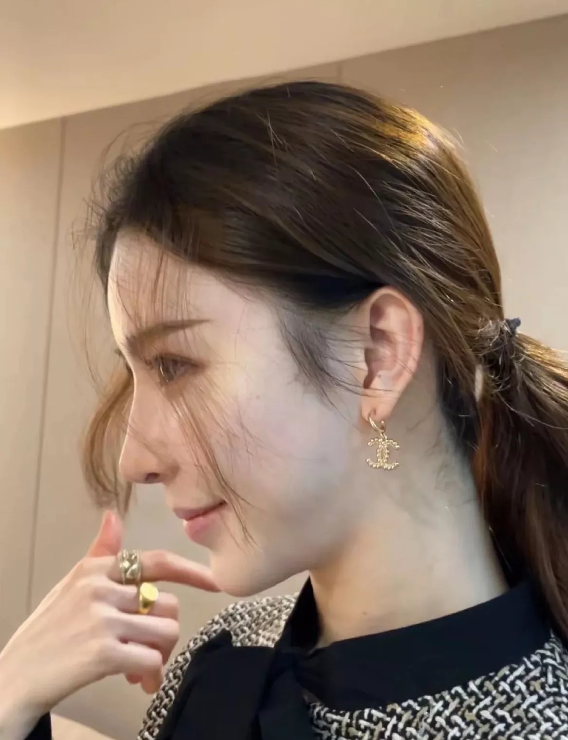 샤넬 더블 씨 이어링 상세 이미지 10