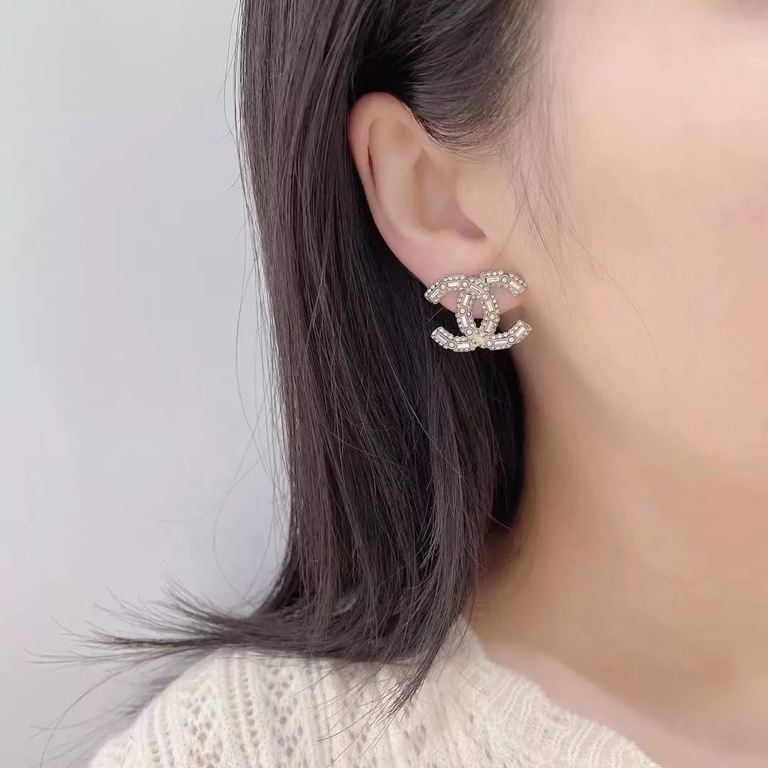 샤넬 더블 씨 큐빅 포인트 이어링 상세 이미지 16