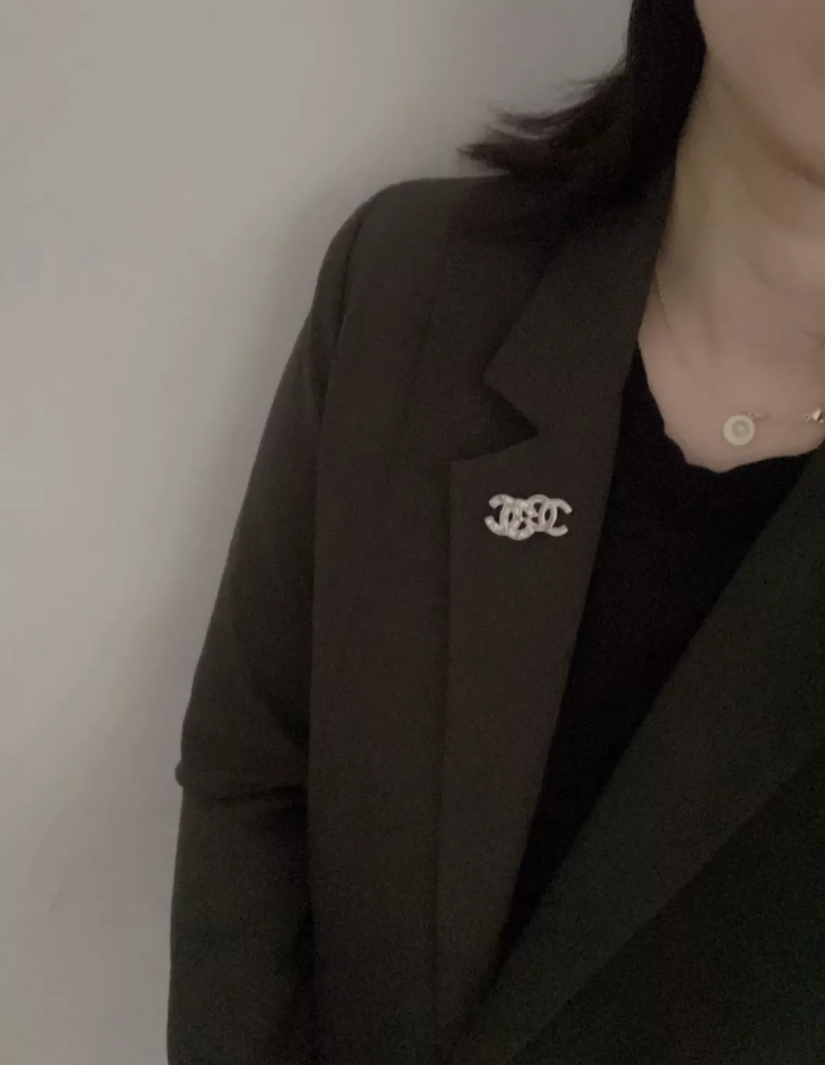 샤넬 비대칭 더블C 로고 이어 장식 상세 이미지 25