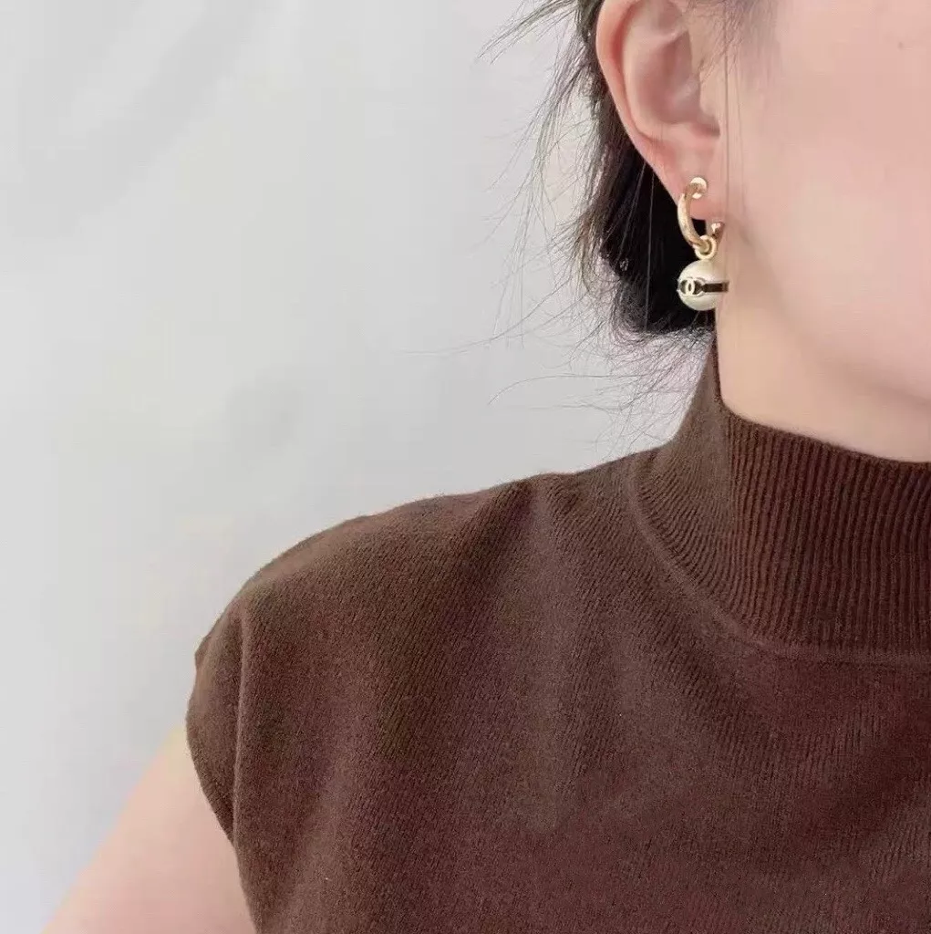 샤넬 진주 포인트 블랙 화이트 드롭 이어링 상세 이미지 18