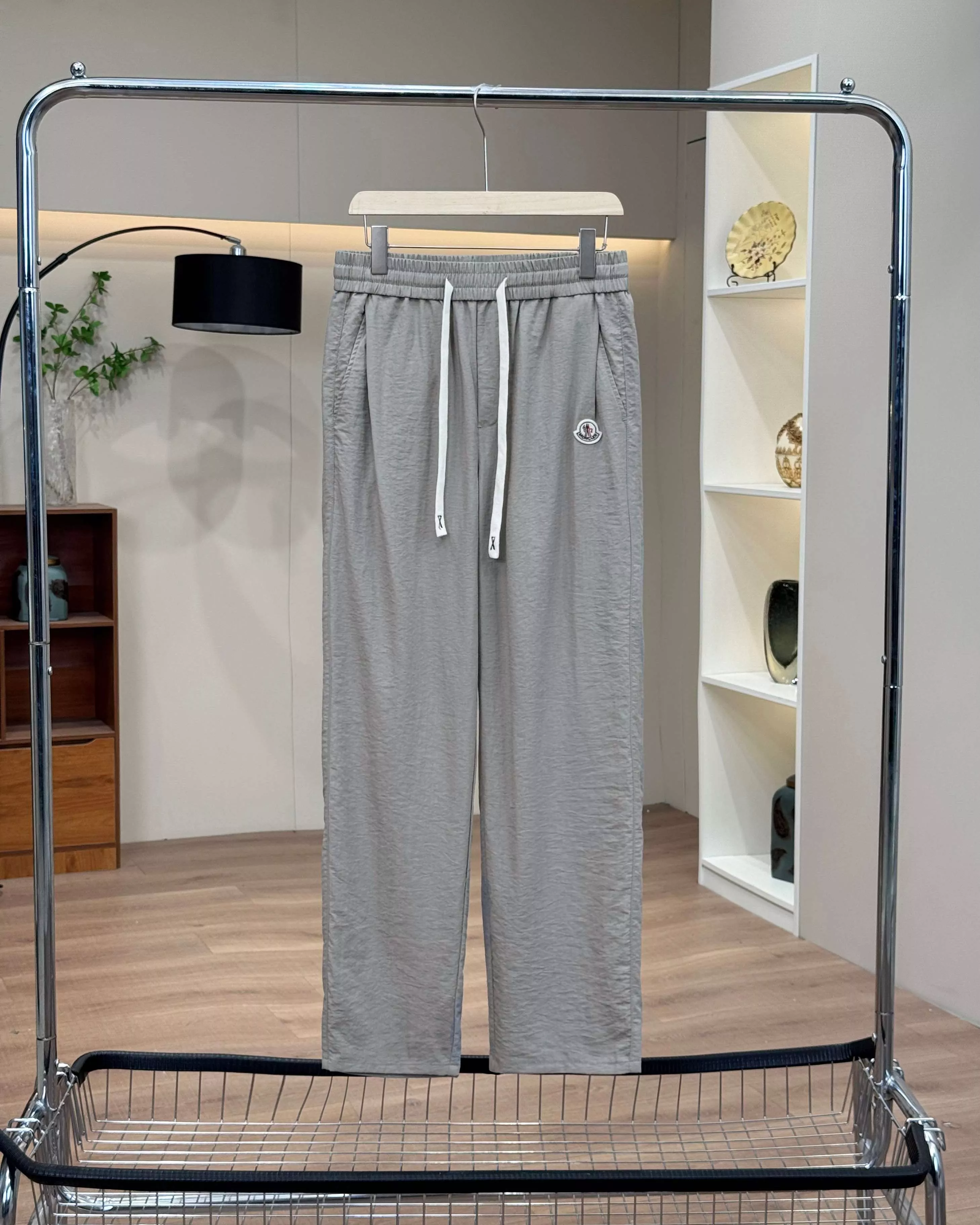 몽클레어 텐셀 린넨 혼방 와이드 스트레이트 팬츠 상세 이미지 3