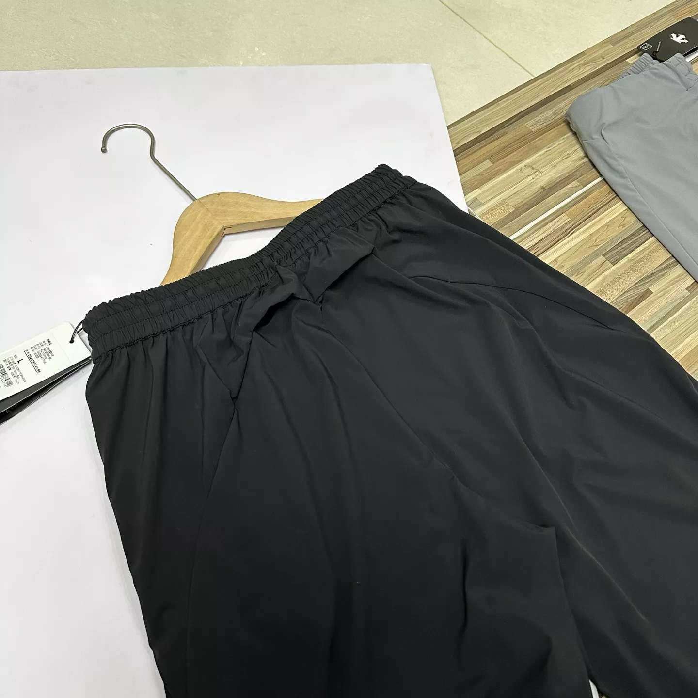 데상트 러닝 로고 속건 캐주얼 팬츠 상세 이미지 12