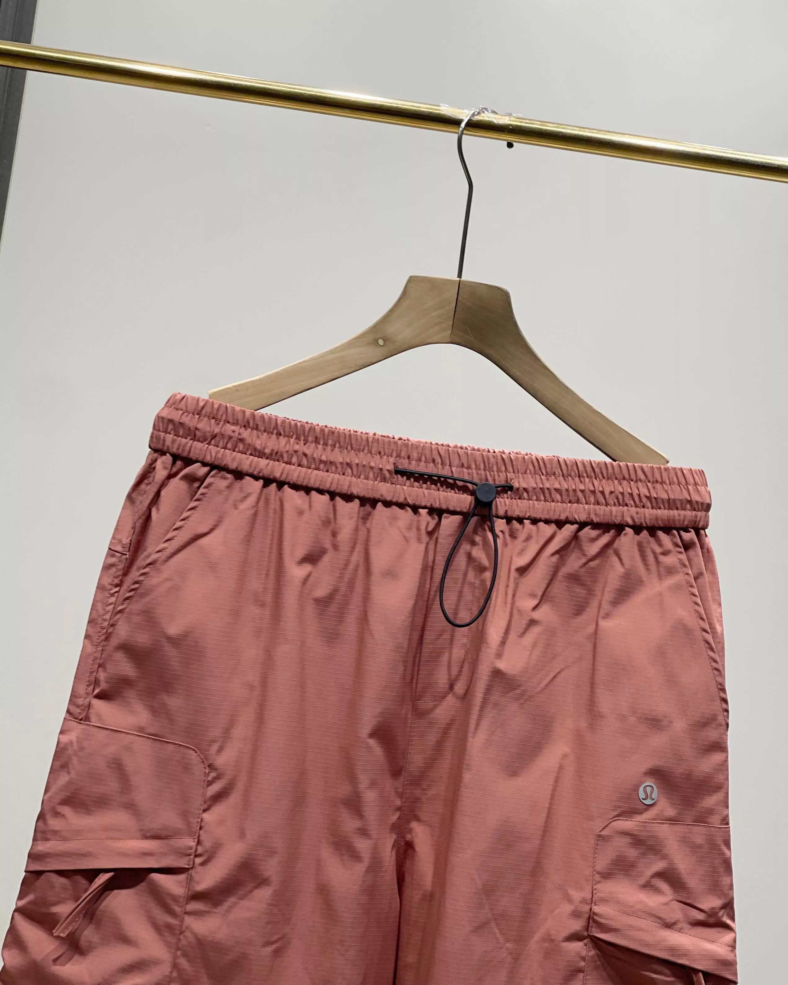 룰루레몬 커플 멀티포켓 아웃도어 기능성 쇼츠 상세 이미지 21