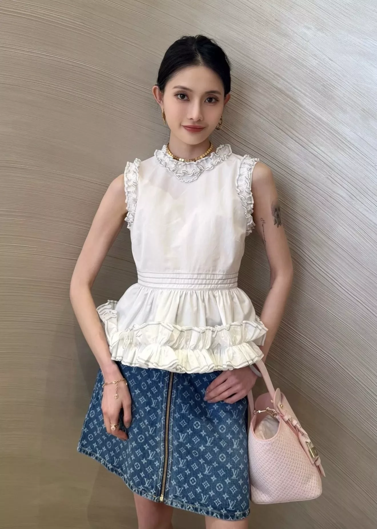 루이비통 모노그램 워싱 데님 스커트 상세 이미지 19